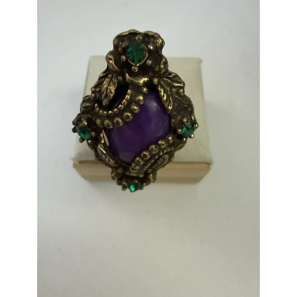 Vintage Gold Tone Purple Cabochon Green Rhinestone Ornate Statement Ring Size 6